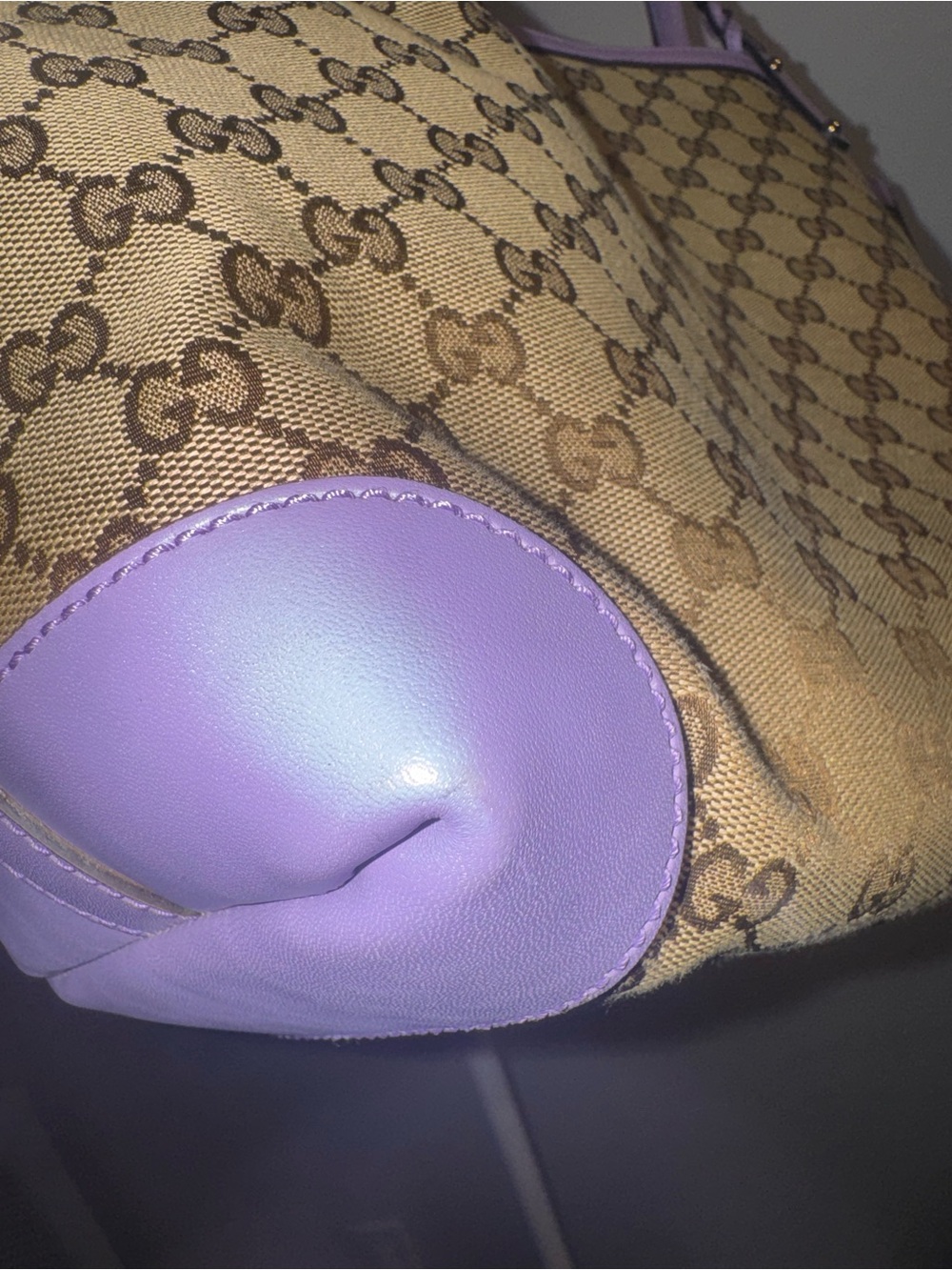 Gucci Beige GG Canvas Tote with Lavender Trim - Picture 7 of 16